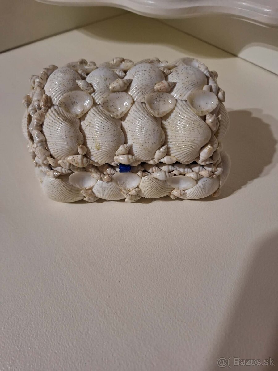 šperkovnica z mušlí - 2