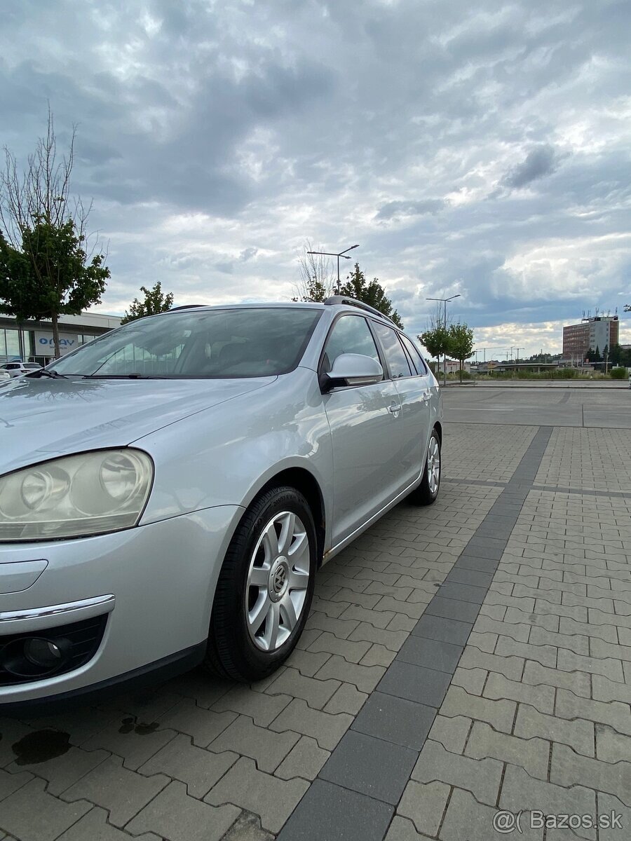Predám Wolkswagen Golf 5 TDI Comfortline - 2