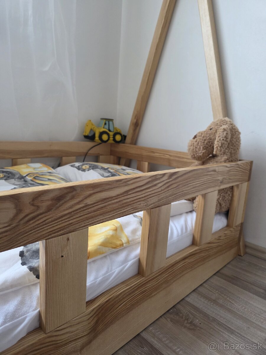 Detská posteľ- domček, masív - Jaseň - 2