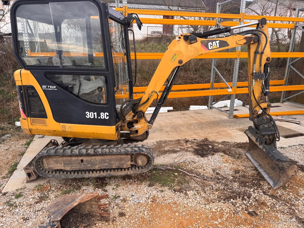 minibager CAT 301.8c 1,8t - 2