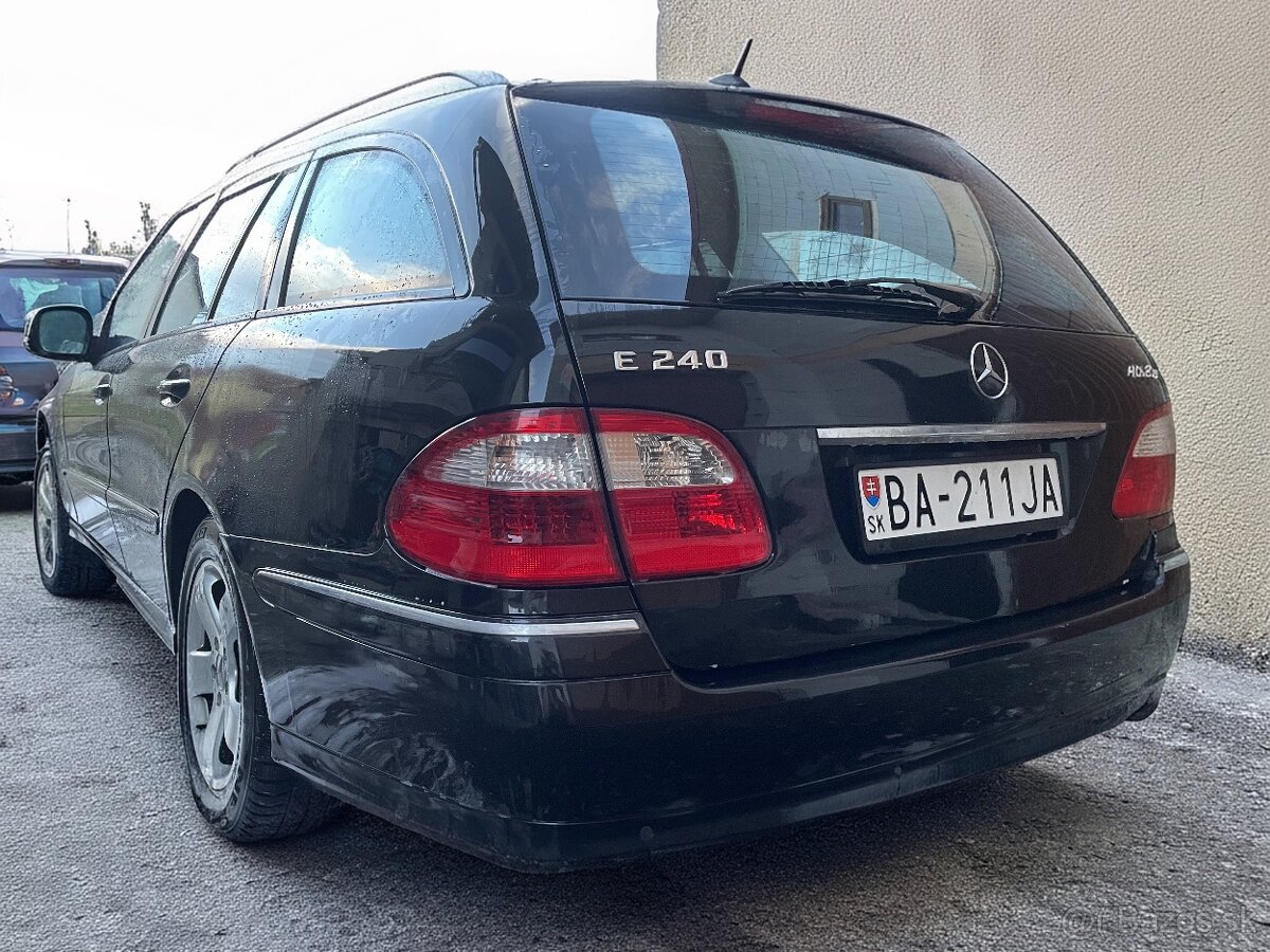 Predám Mercedes-Benz 4-MATIC rok2003 - 2