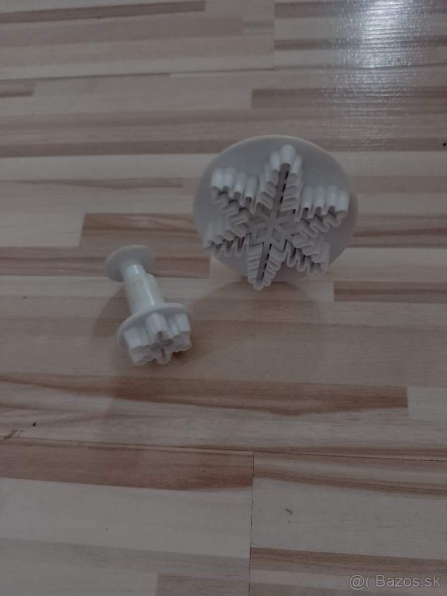 Vianočné formičky plechové. - 2