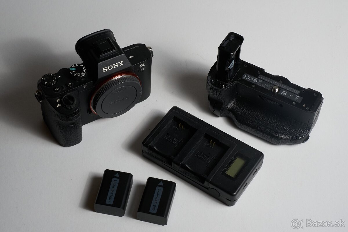 Sony A7II / Sony grip VG-C2EM - 2