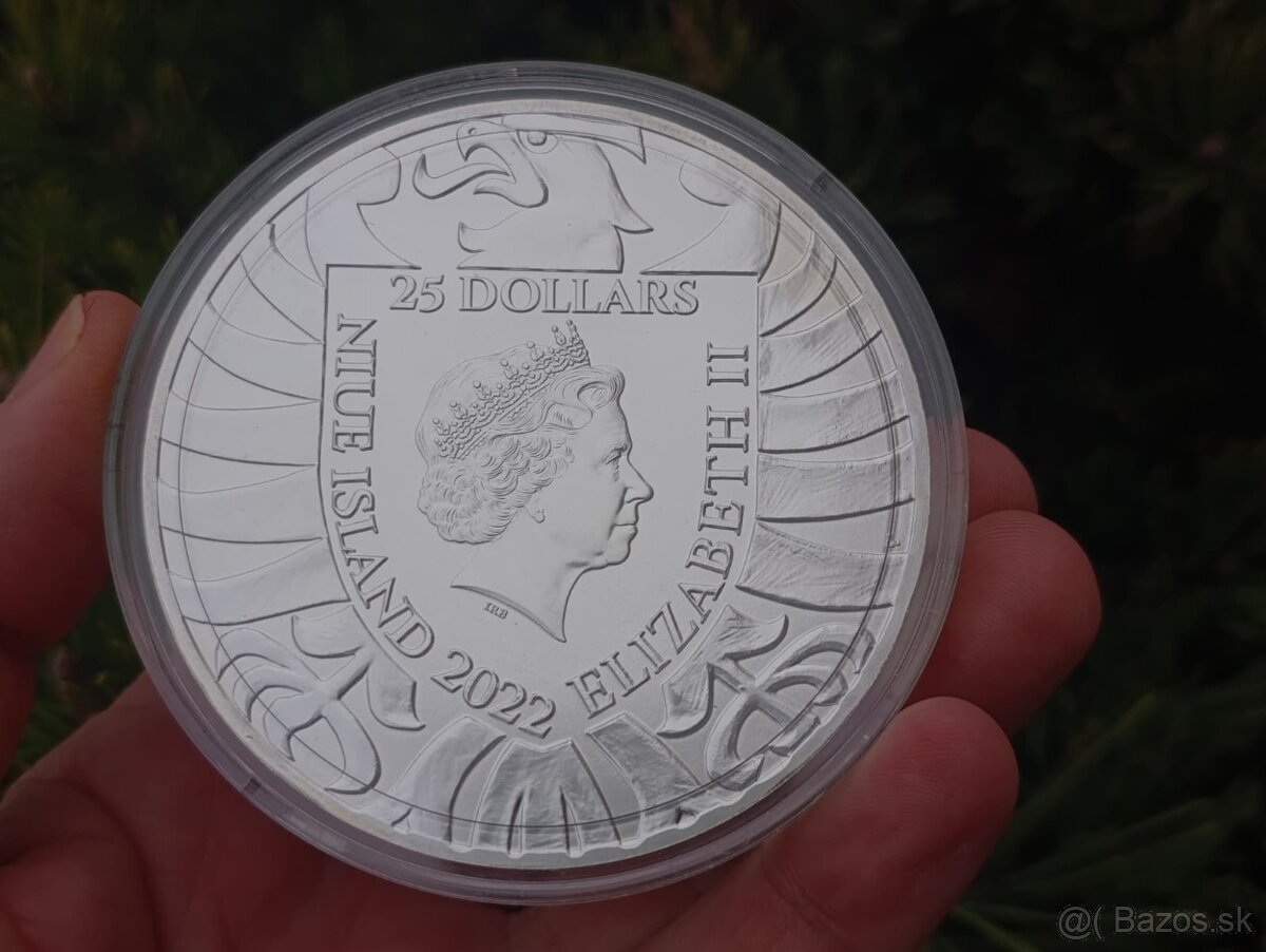 Stříbrná 10 oz investiční mince Český lev 2022 stand, 311gr. - 2