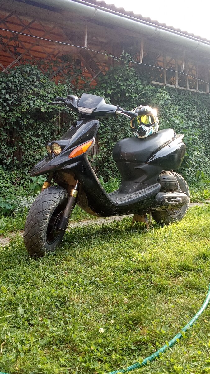 YAMAHA MBK 50 CCM - 2