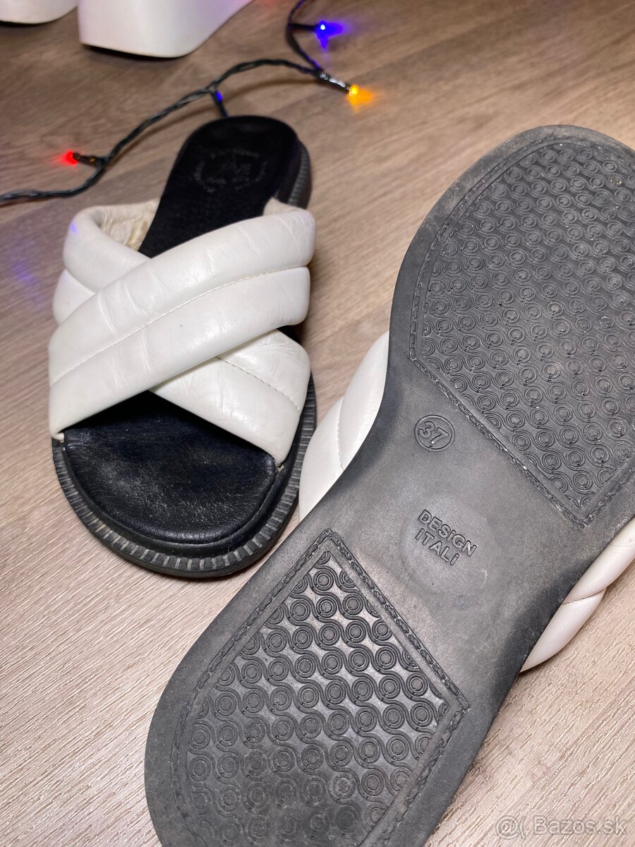 Dámske čierno-biele šľapky, veľ. 37 - 2