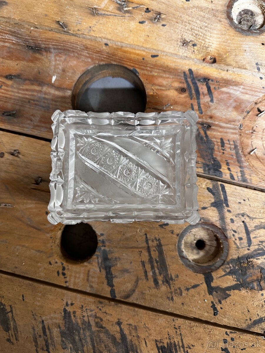 ✨ Vintage brúsený krištáľový popolník - 2