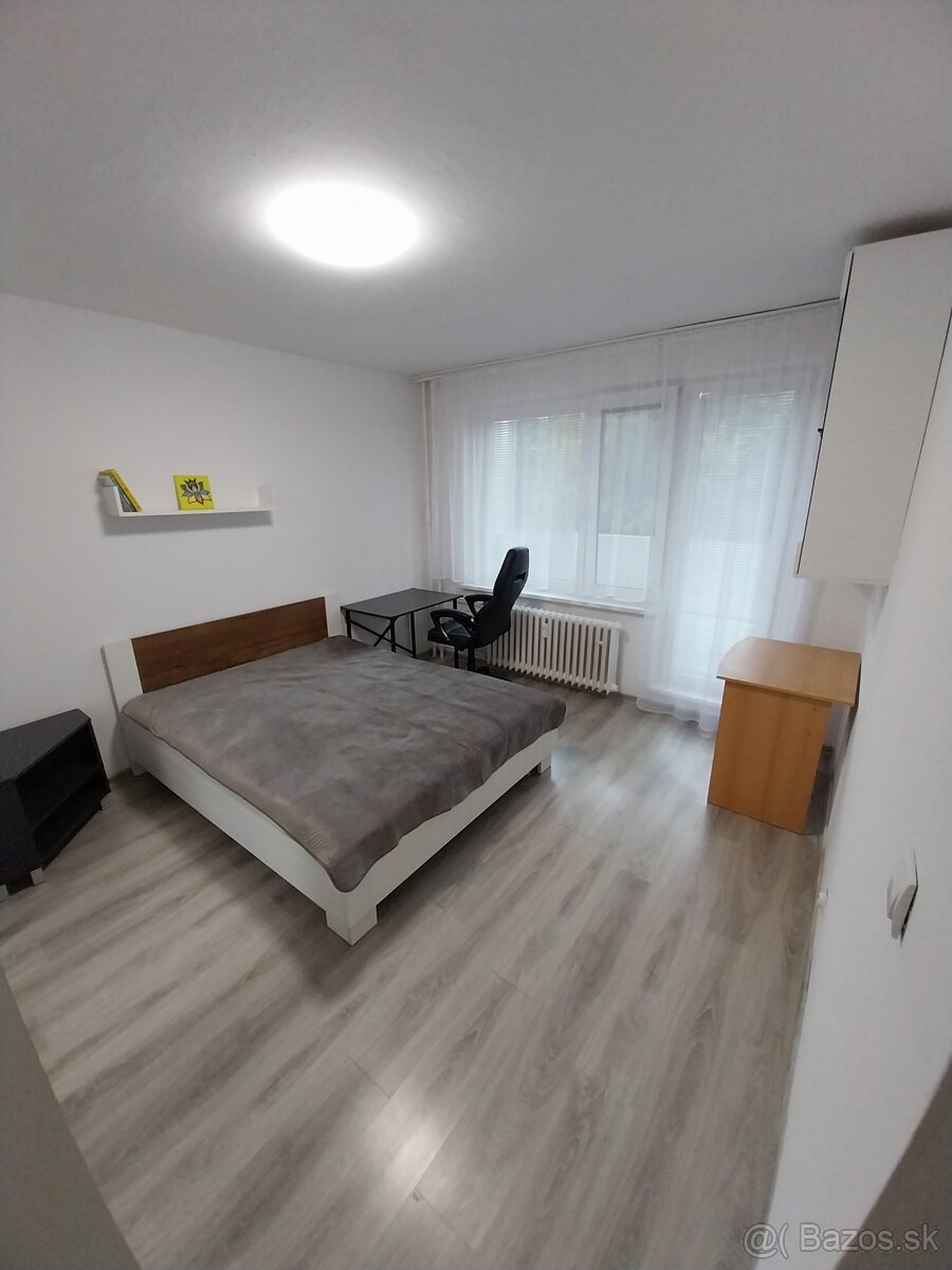 Prenájom slnečný 1+1 izbový byt s loggiami - 2