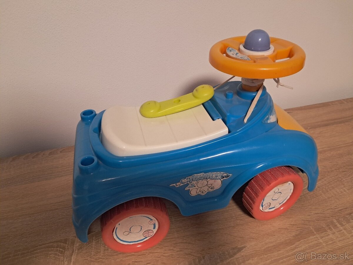 Odrážadlo - autíčko - 2