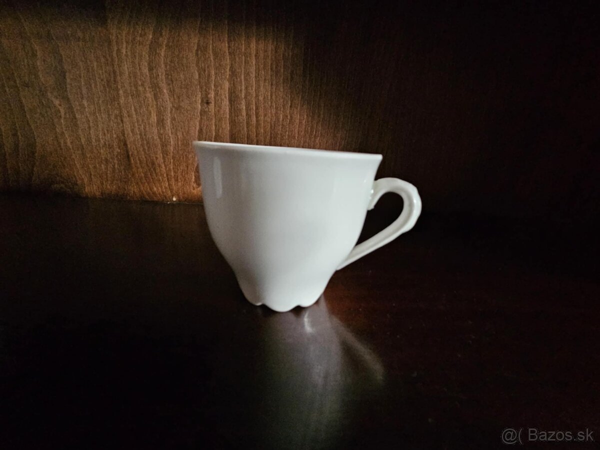 Biele netradičné šálky - 2