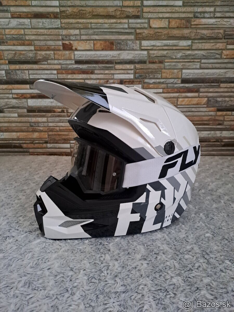 Motocross prilba - 2