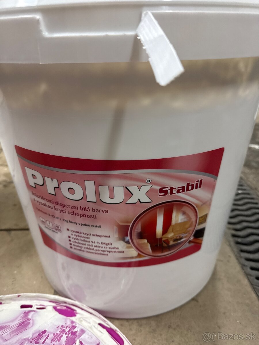 Predam farbu biela - 2