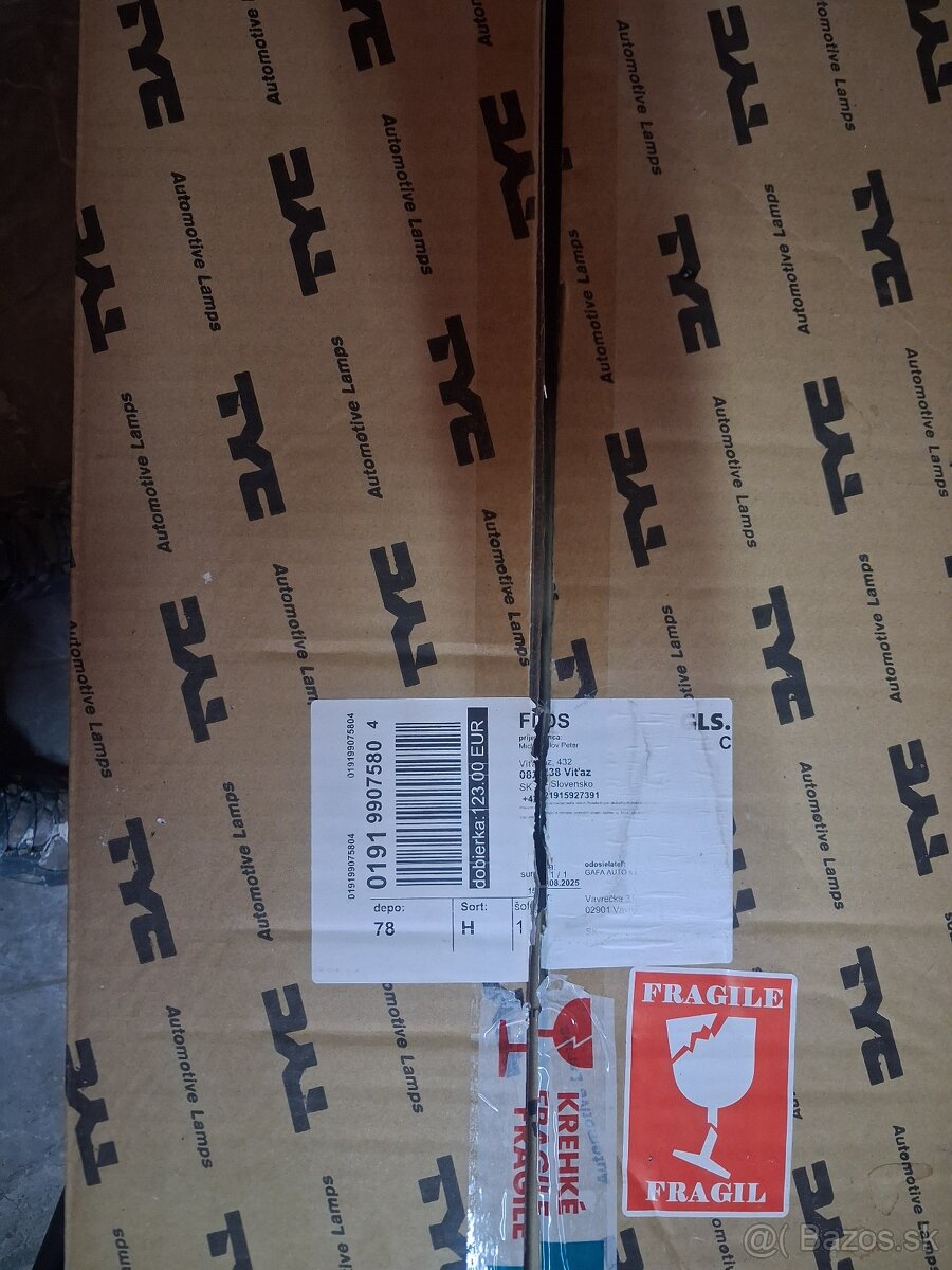 Predný svetlomet Ford Mondeo combi 2013 - 2