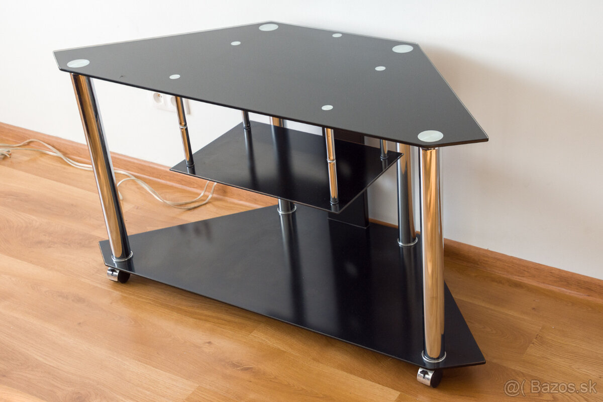 Predám TV stolík - 2