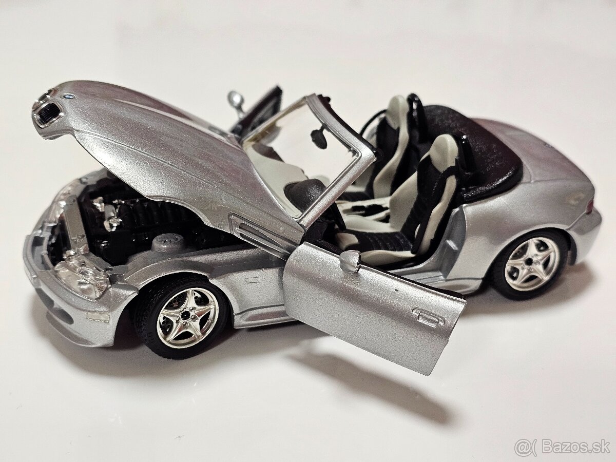 Modely áut 1:24 - Bburago, Maisto... - 2