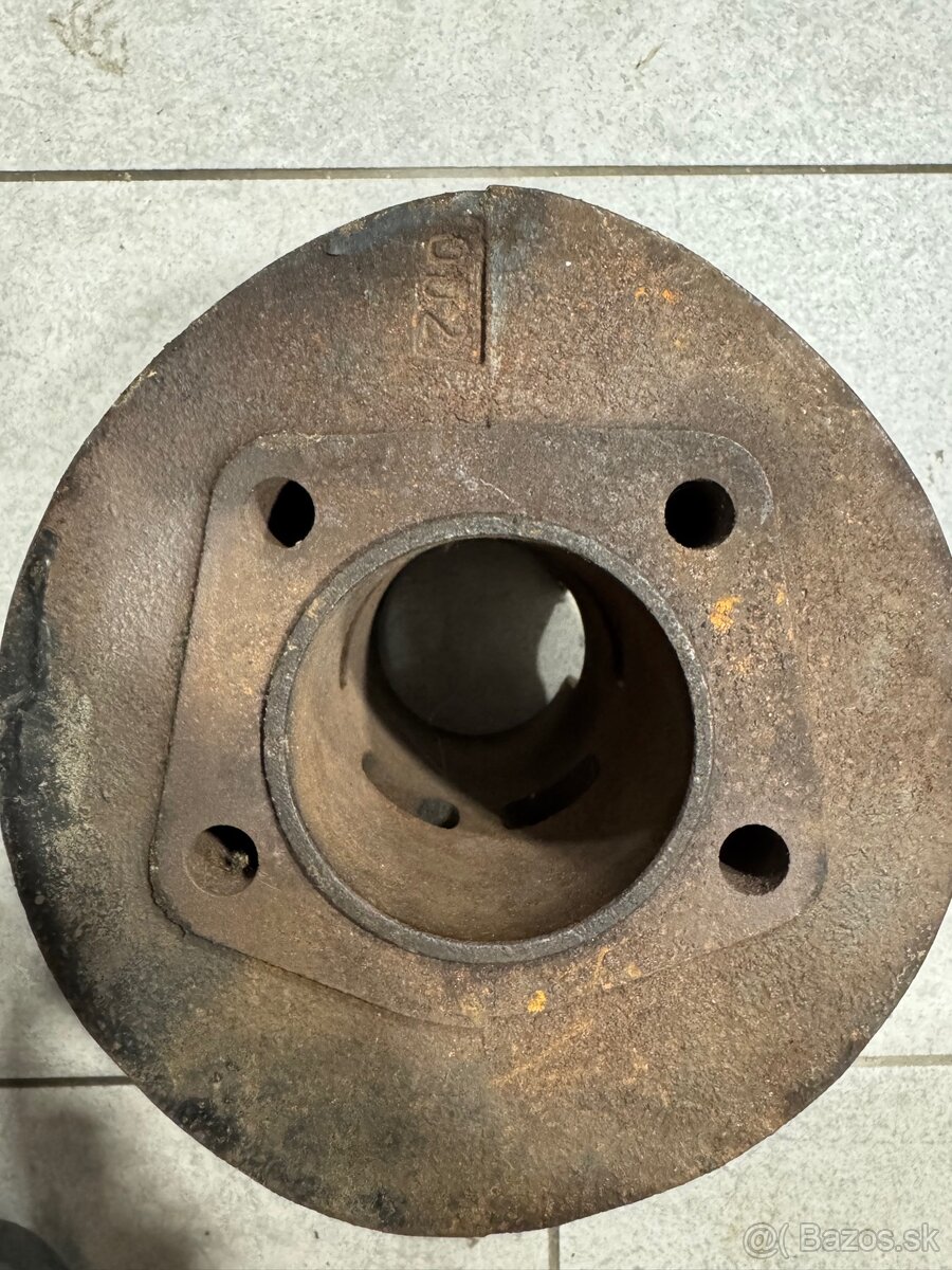 Hlava Jawa 250 Perák - 2