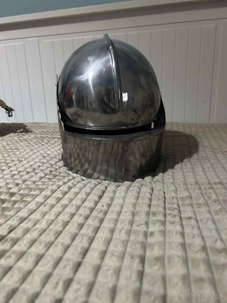 Prilba - 2