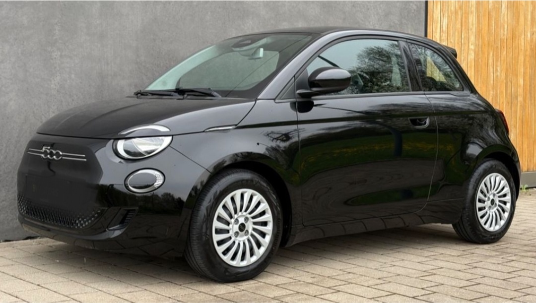 Fiat 500e 11/2022 elektromobil - 2