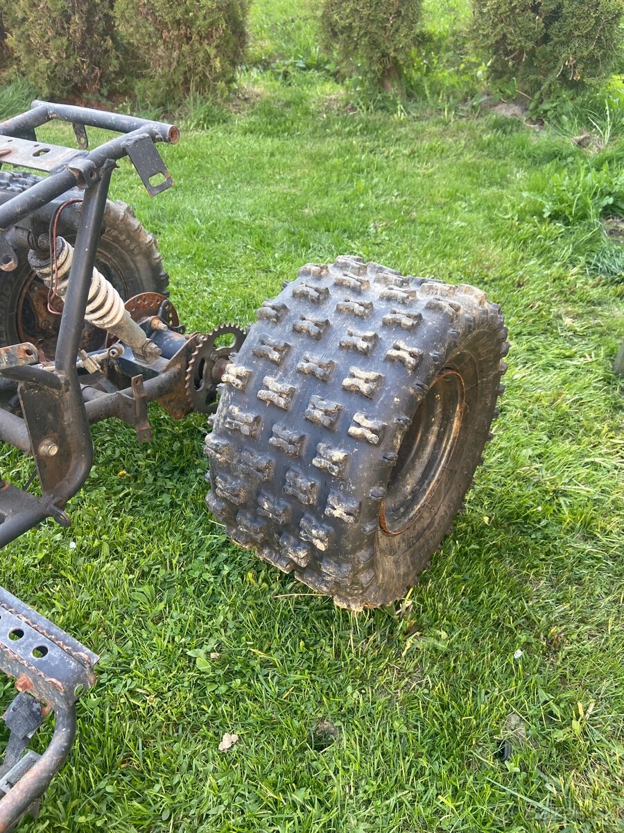 Atv kostra+gumi