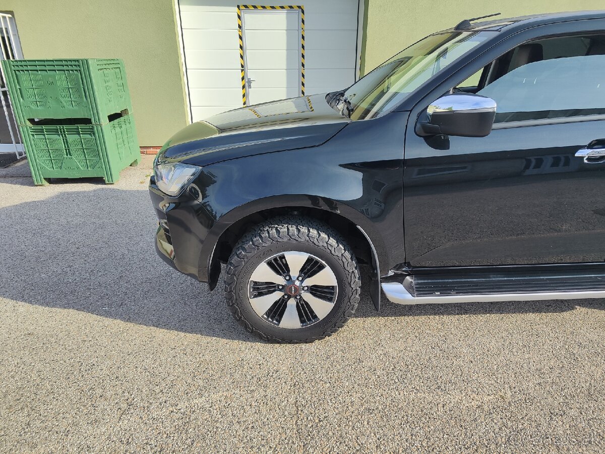 ISUZU D-MAX 2021 LSE