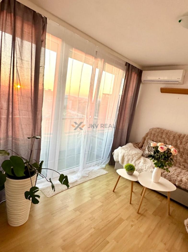 Na prenájom 2-izbový byt, vkusne upravený ako 3-izbovy, Dlha - 2