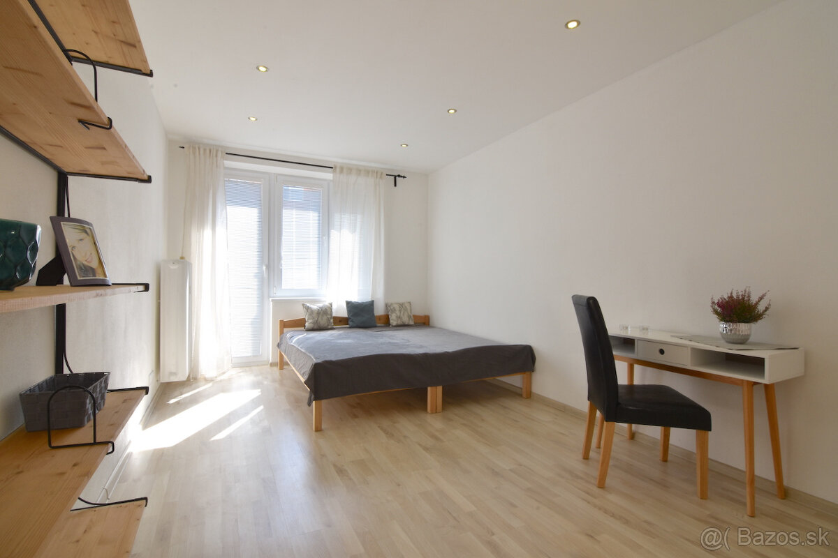 2-izbový zrekonštruovaný byt v centre (Stavbárska ulica) - 2