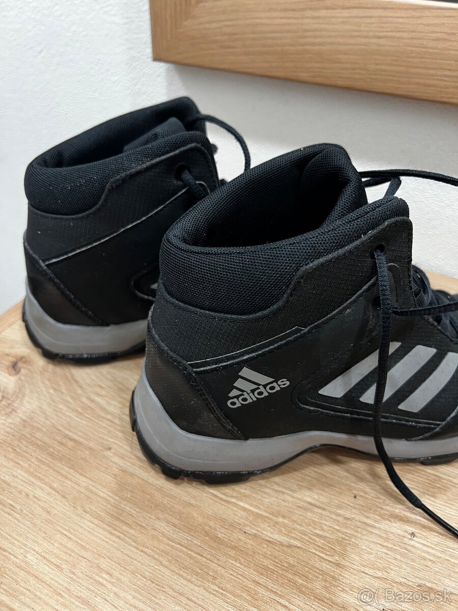Adidas čižmy veľkosť 34 - 2