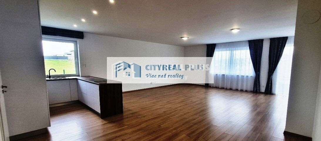 Prenajmem novostavbu 4-izbového rodinného domu Nitra - 2