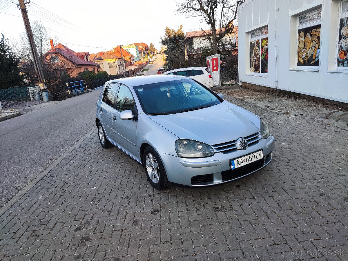Volkswagen golf 5 1,9 TDI 77kw - 2
