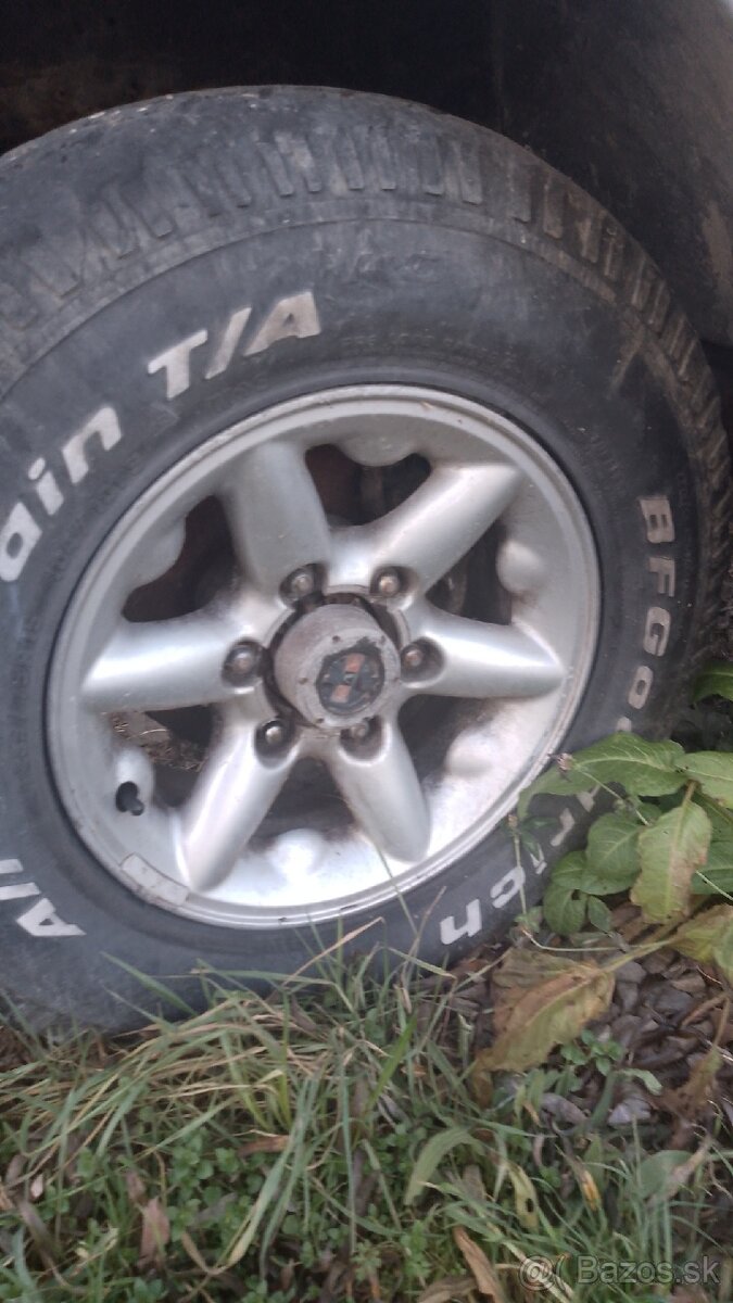 Nissan Terrano na diely - 2