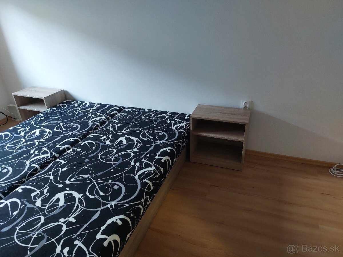 Postel s uloznym priestorom - 2