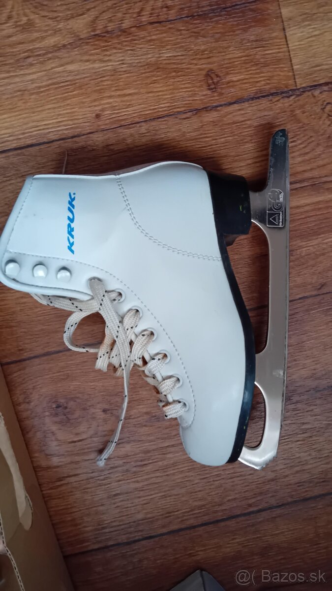 Dievčenské korčule - 2