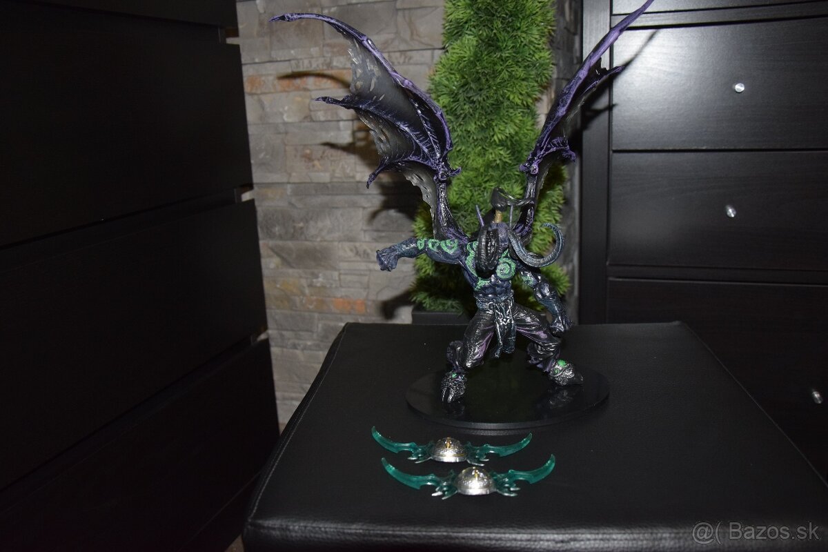 Illidan Stormrage - 37 cm - 2