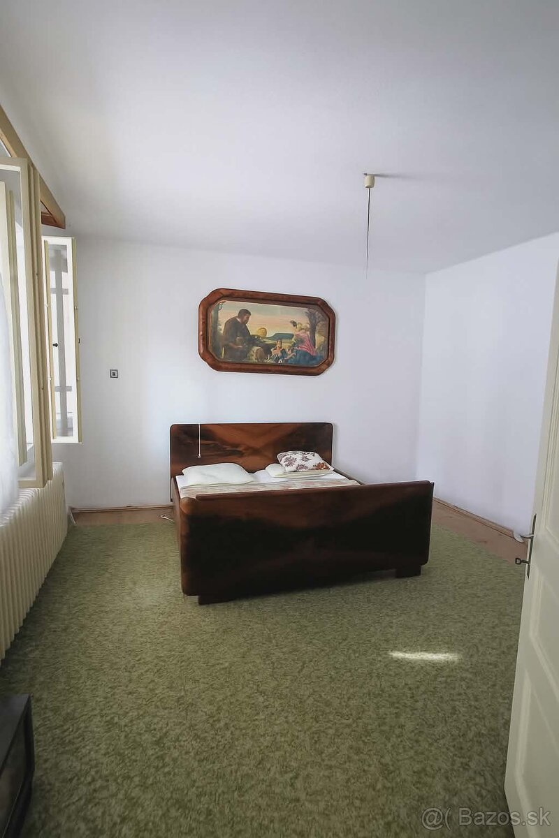 Dom v Obyciach pri Zlatých Moravciach - 2