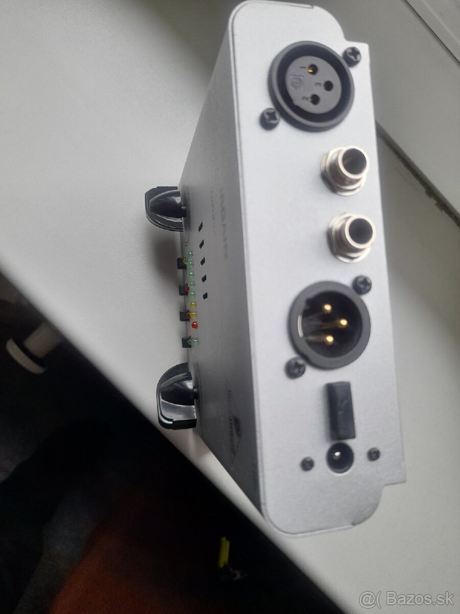 Predám elektrónkový preamp na mikrofón - 2