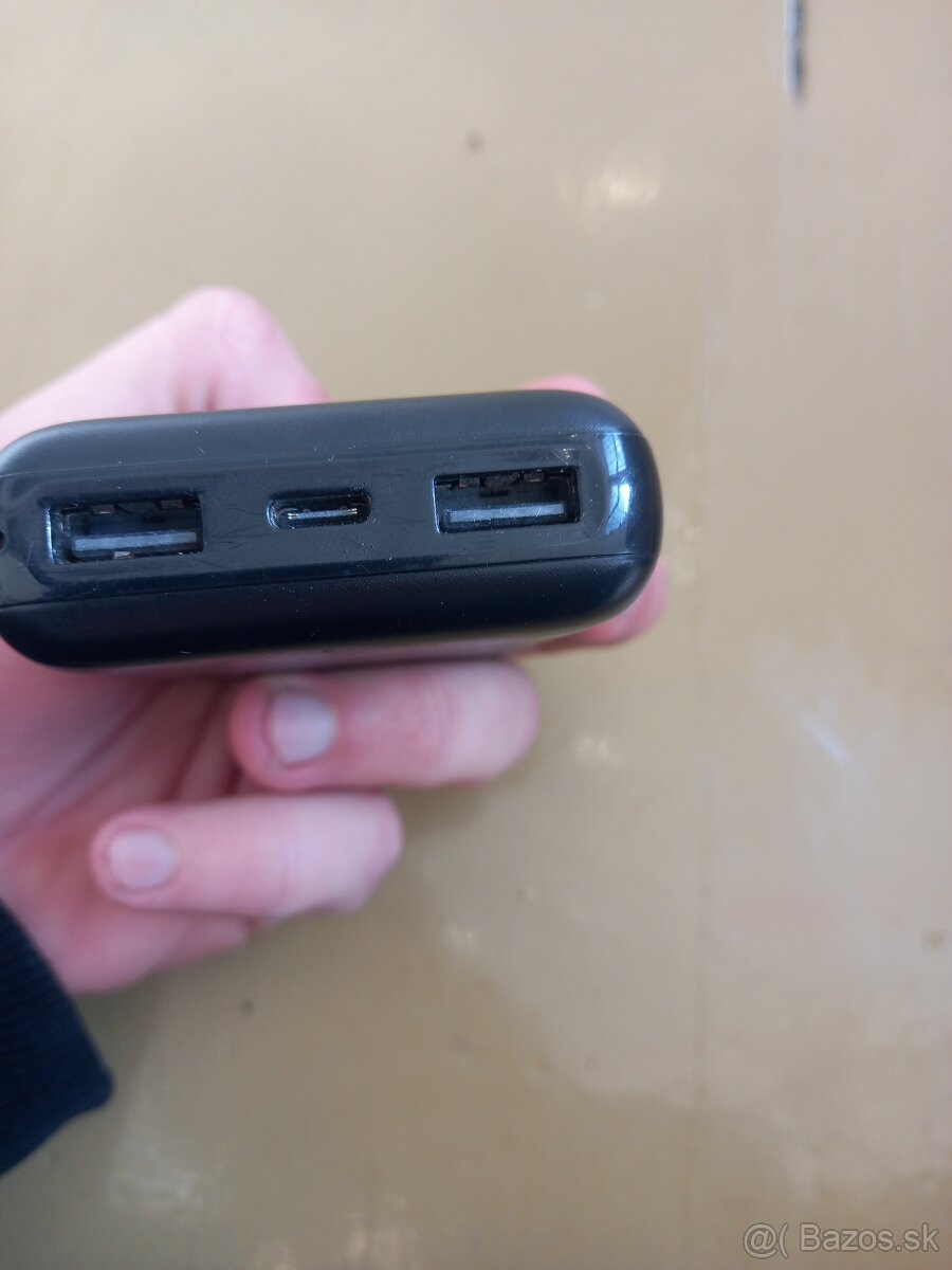 Power Banka Alza 10000 - 2