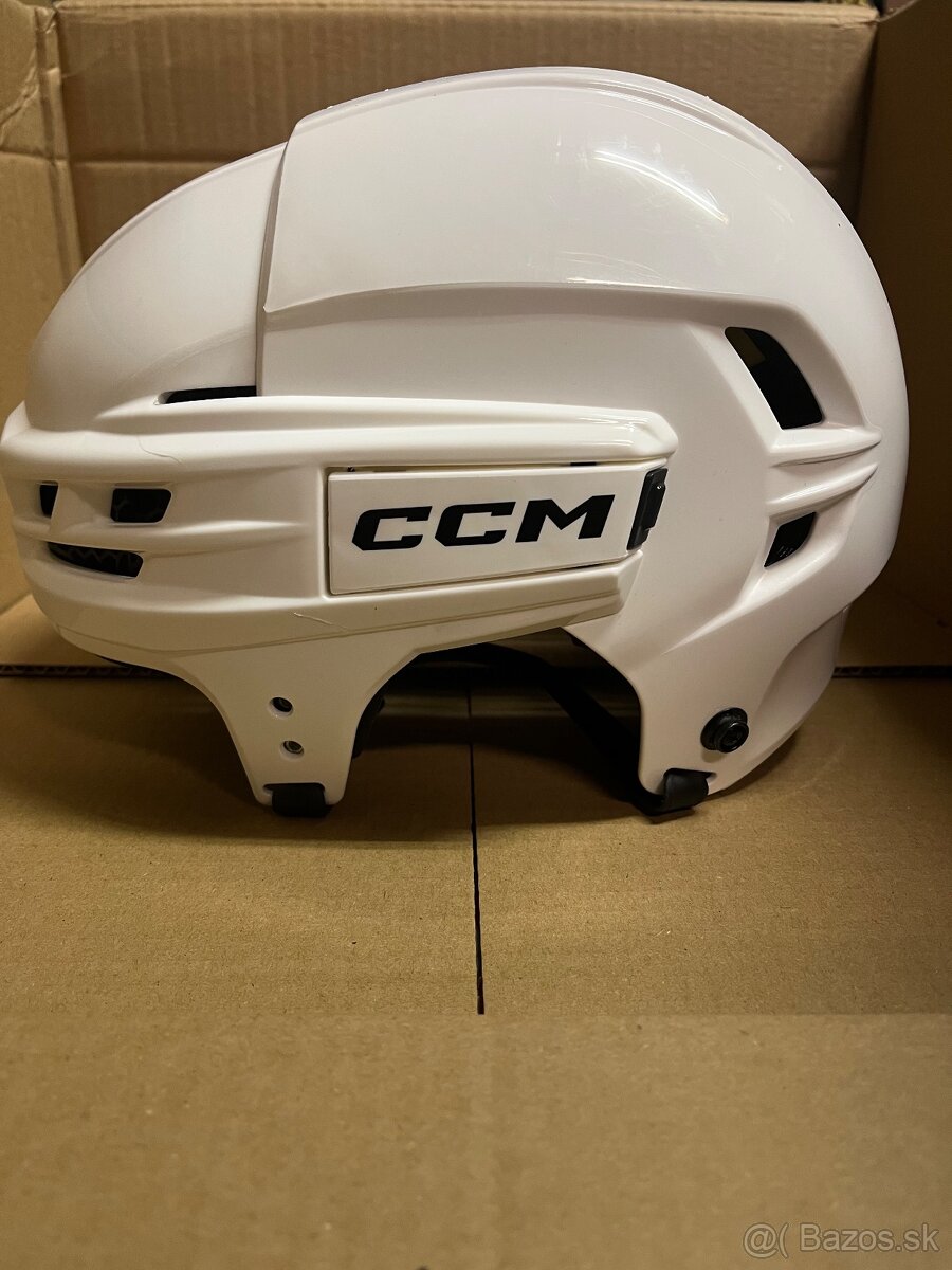 Prilba CCM tacks 720 - 2
