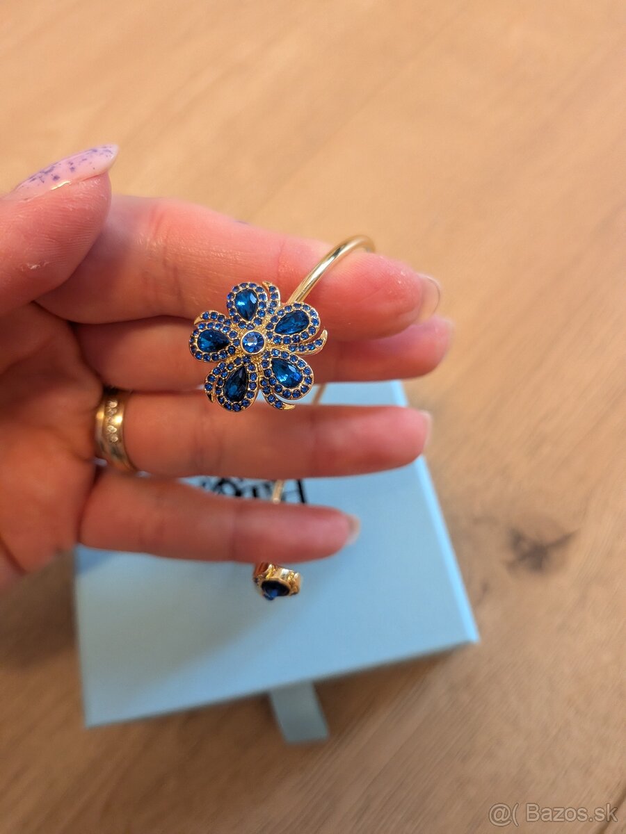 Naramok Petra Toth - Majolika - 2