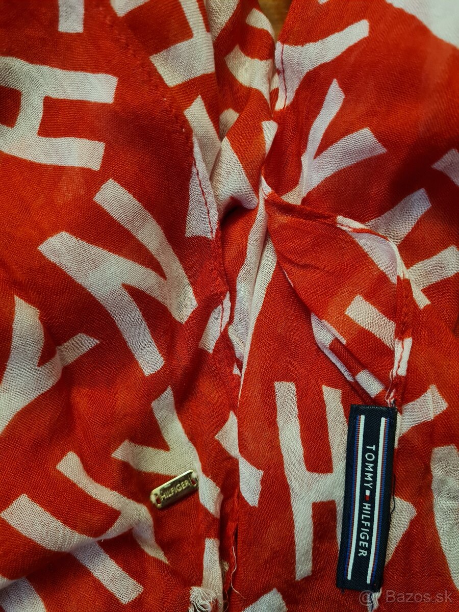 Tommy Hilfiger šatka - 2