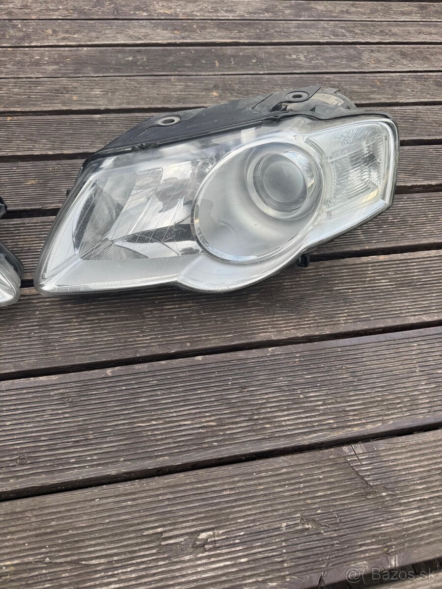 Svetlo Passat B6 predné práve a ľavé - 2