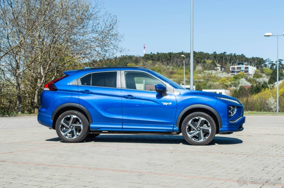 Mitsubishi Eclipse Cross PHEV 4x4 INSTYLE 2023 – AWD - 2