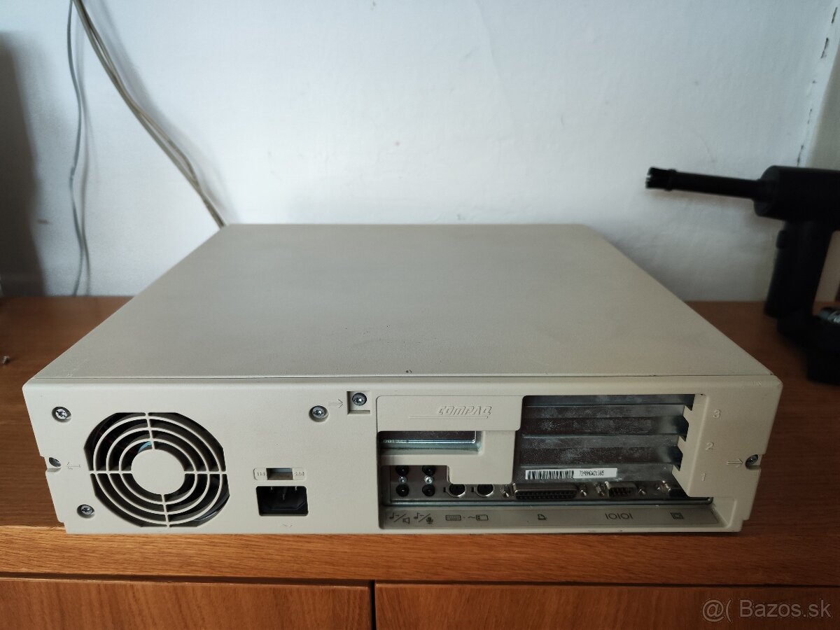 Predam PC AT 486 COMPAQ Deskpro XE 433S - 2