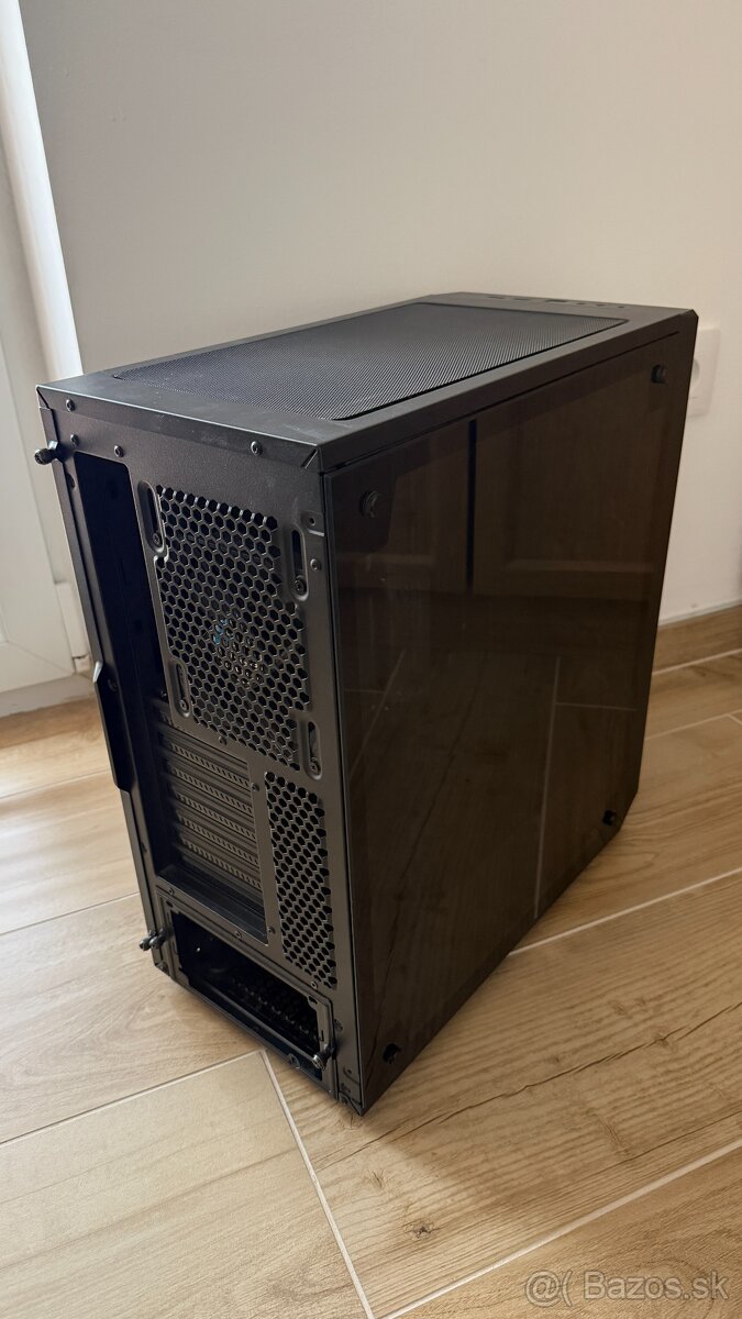 Fractal Design Meshify C TG - 2