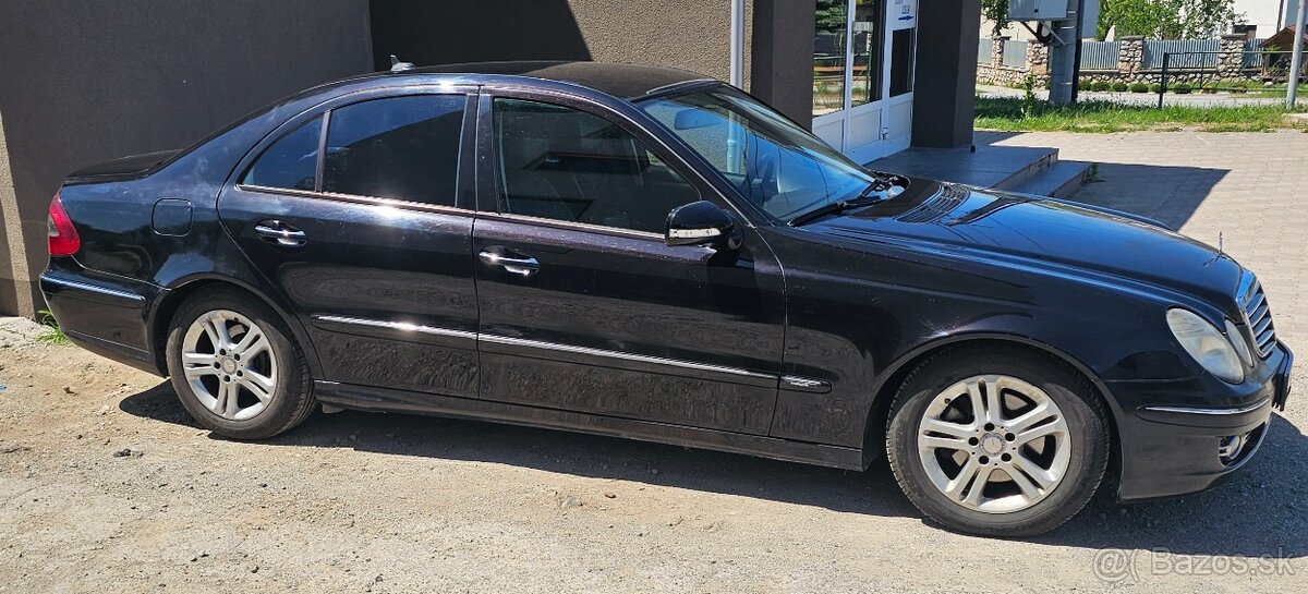 MERCEDES W211,E220CDI,125KW ROK 2008 - 2