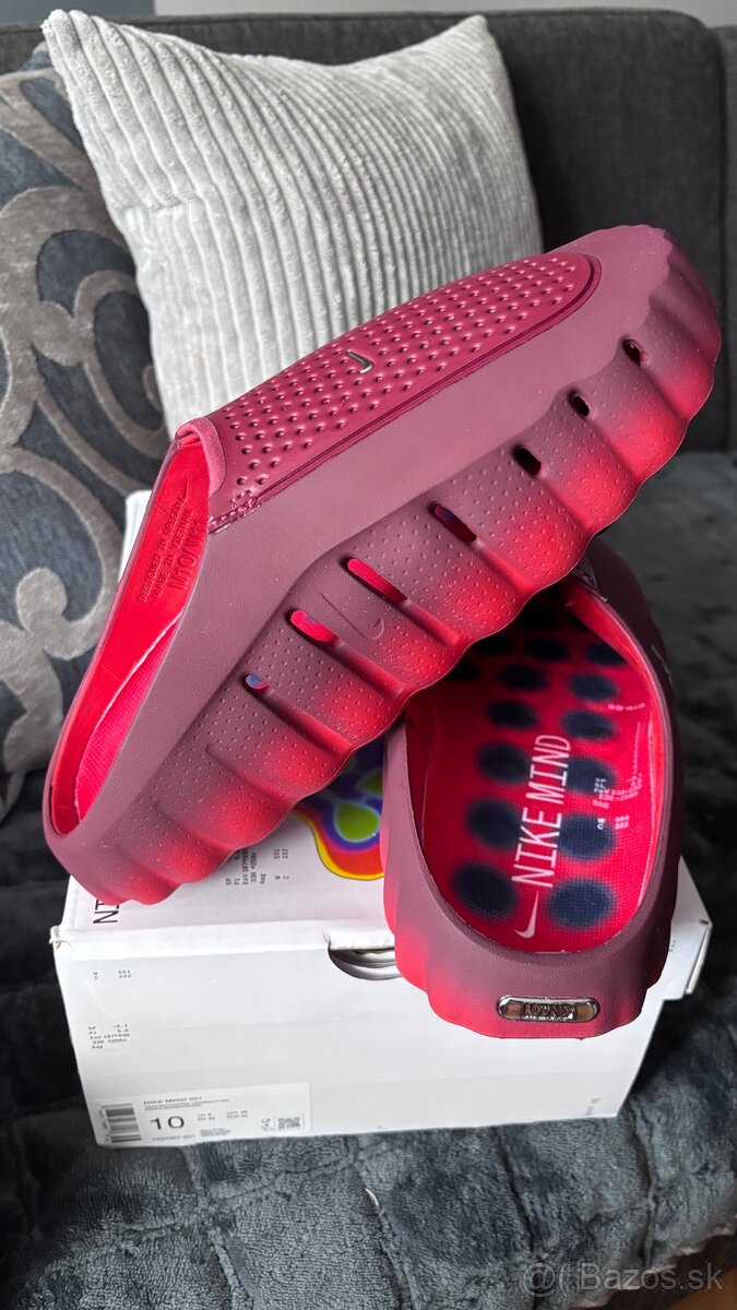 Nike Mind 001 Red Flame University - 2