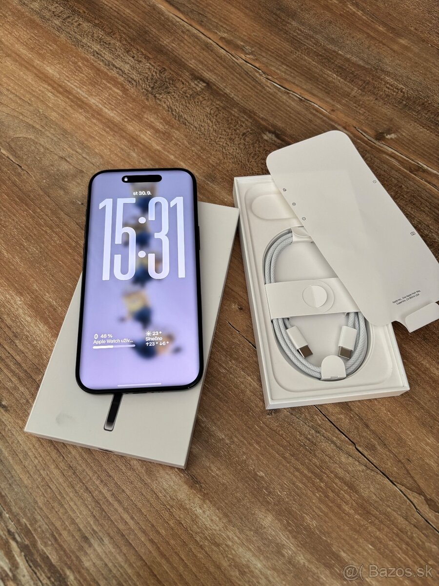 Predám iphon 17 air black titán - 2