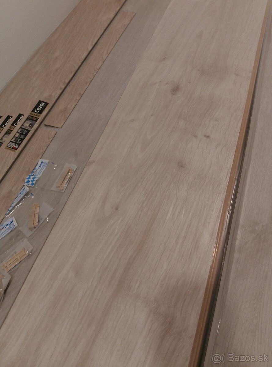 Laminátová plávajúca podlaha 8mm - 2