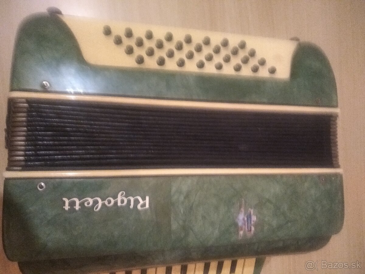 Akordeón/harmonika - 2