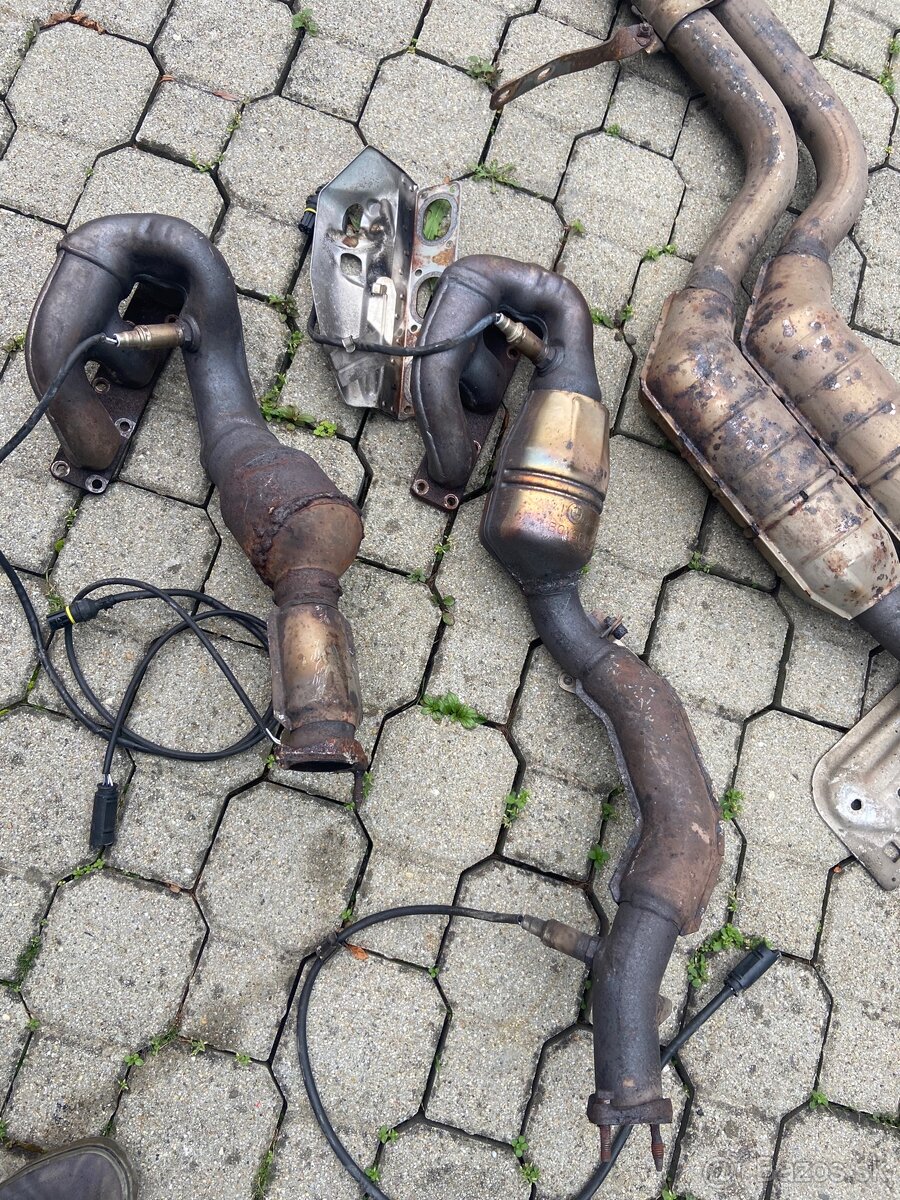 Výfuk BMW E46 330Ci Cabrio - 2