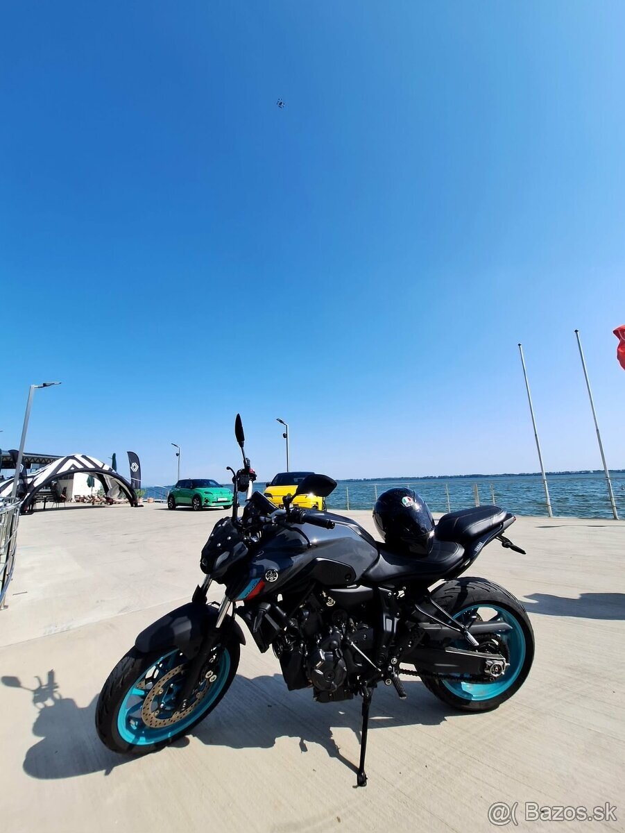 Yamaha MT07 Cyan storm - 2